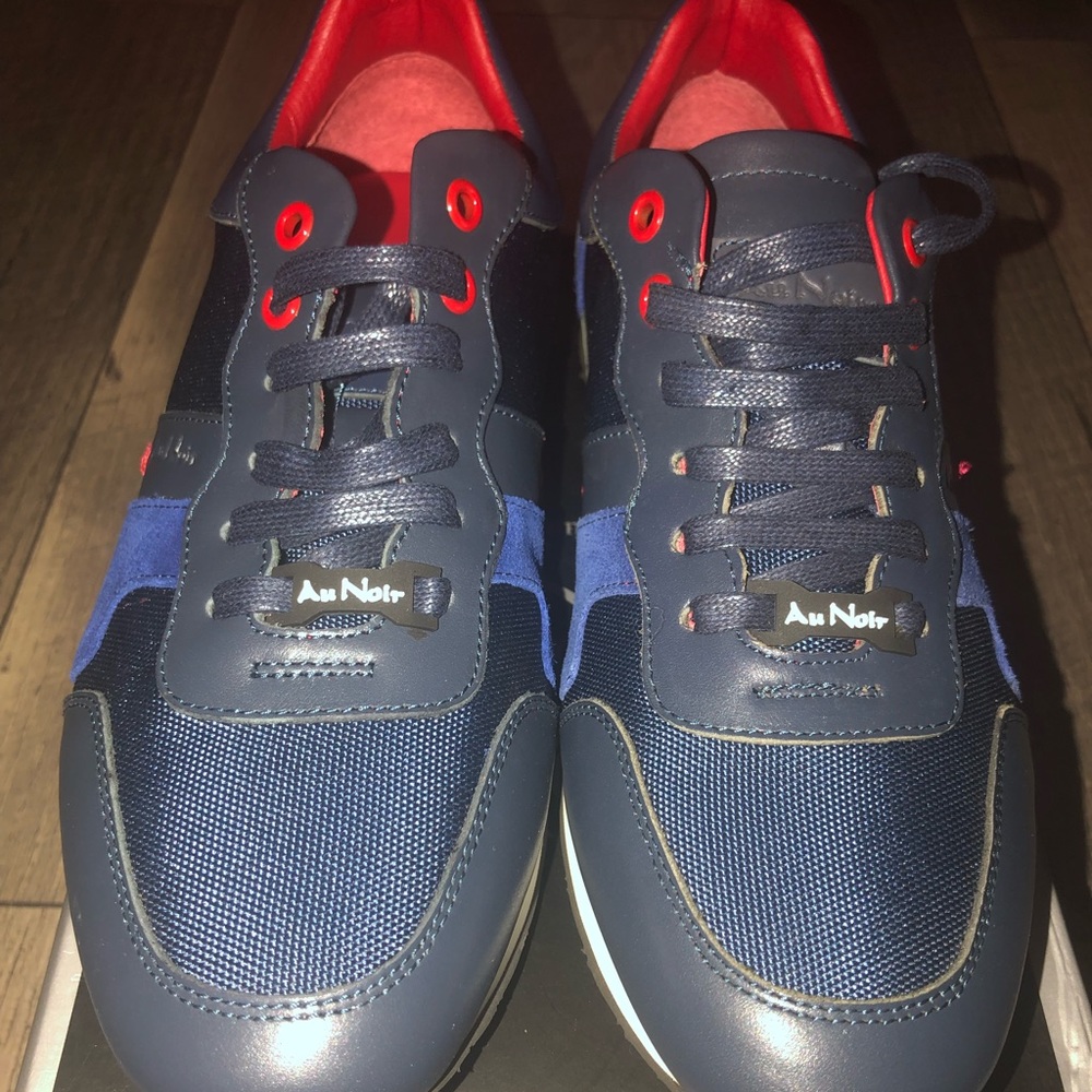 Au Noir casual  Navy color casual sneaker for sale